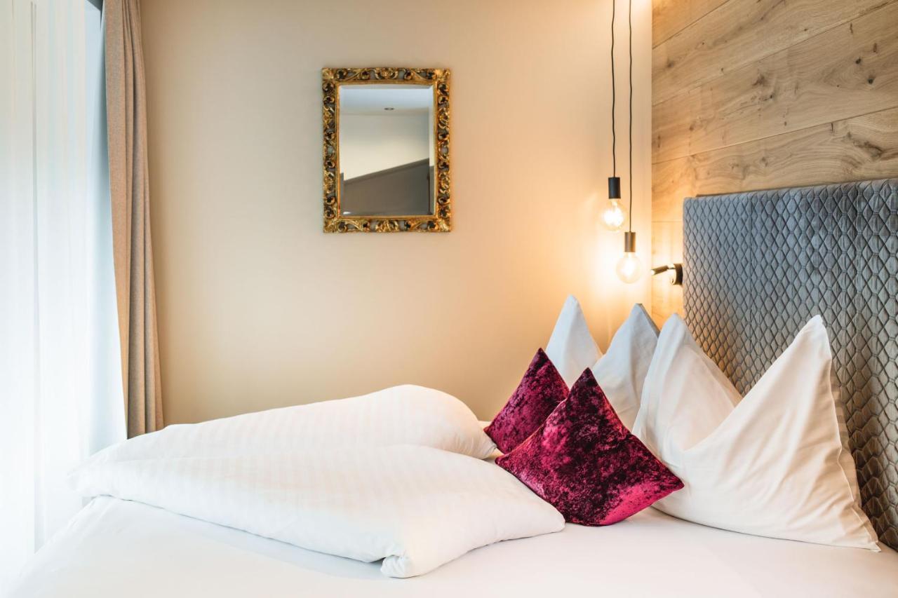 Garni Hotel Miara - Your Dolomites Home Selva di Val Gardena Kültér fotó